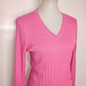 CLASSIC COTTON CABLE V NECK SWEATER
